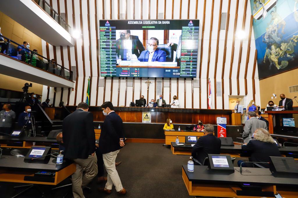 Assembleia Legislativa da Bahia prevê retorno de atividades totalmente presenciais em abril